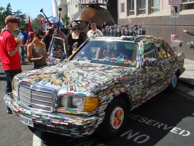 Mercedes+Pens+Art+Car.JPG