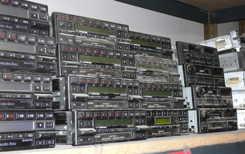 old_becker_radios_500.jpg