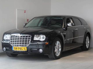 chrysler-300c-touring-3.0-crd-v6-touring-signature-series-1780217-1[1].jpg