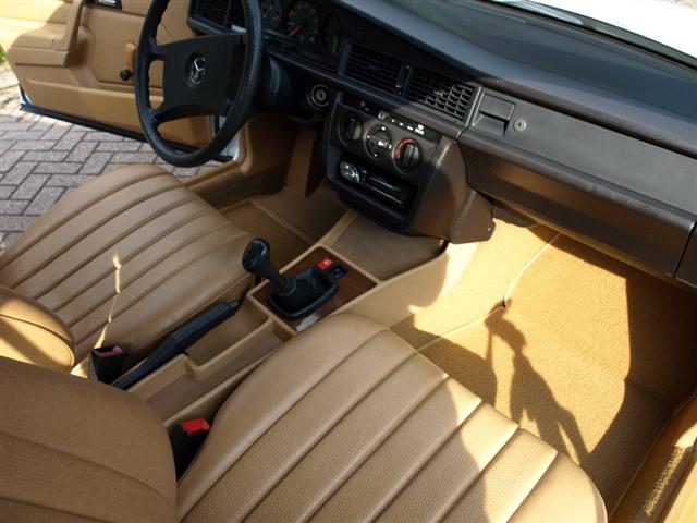 190D_22__Small_.jpg