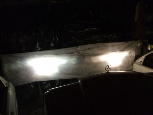 Links Osram Nightbreaker Rechts Philips.jpg