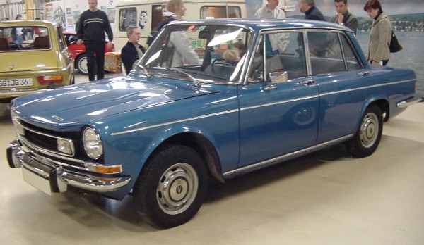 Simca_1301_blue2.jpg