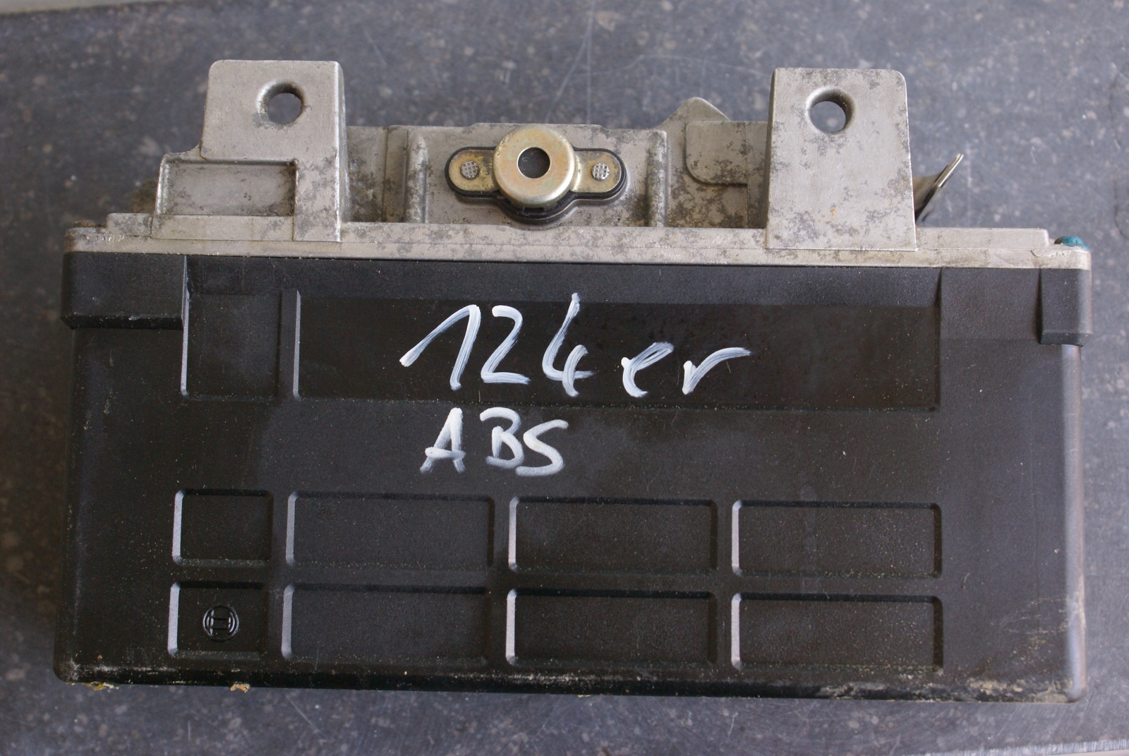 ABS computer (4)_1600x1071.JPG