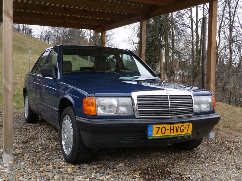 benz_002_l.jpg