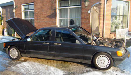 mercedes-benz-190_siamese_tweeling_1.jpg