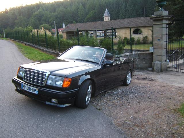 Mercedes 300CE 24V Cabrio AMG 003.jpg