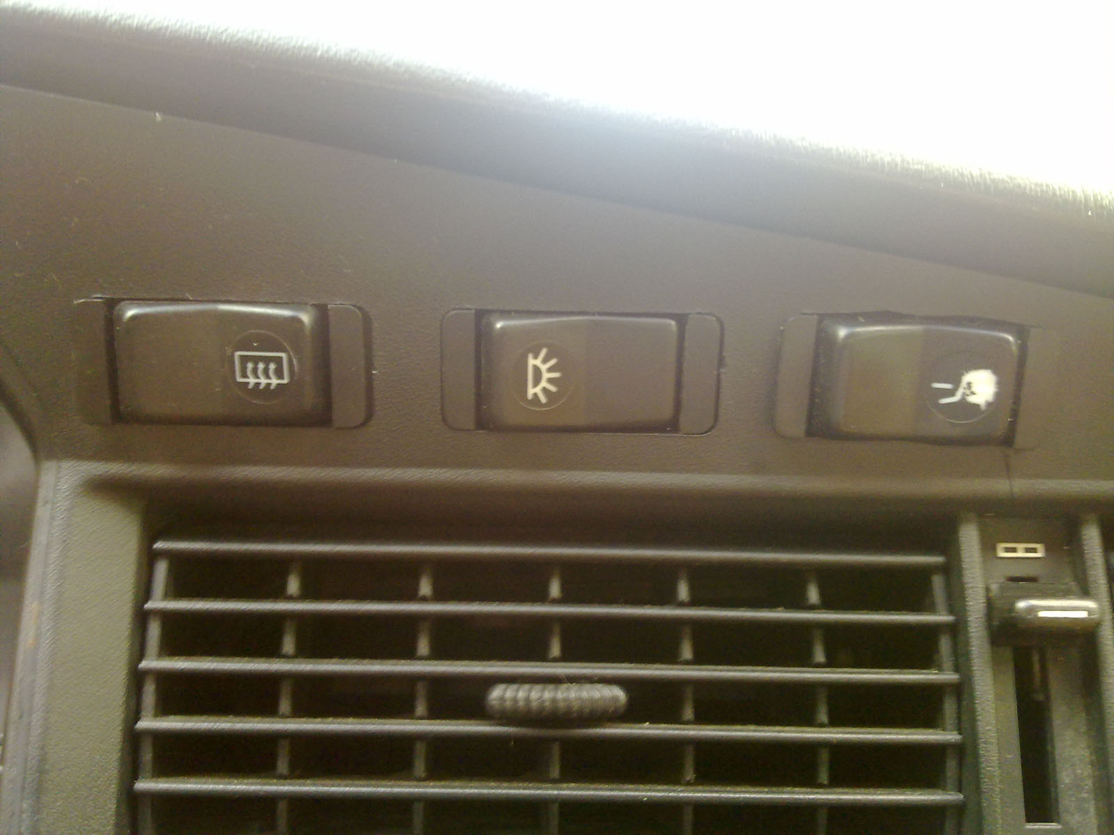 11082012363k.jpg