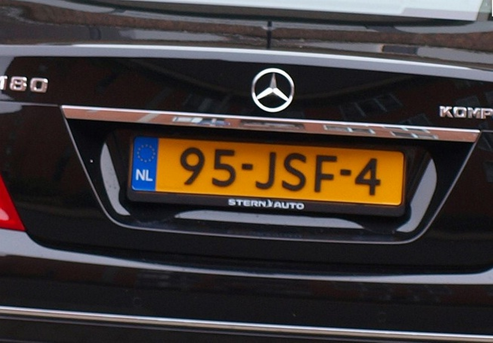 JSF snelle mercedes_1600x1114.jpg