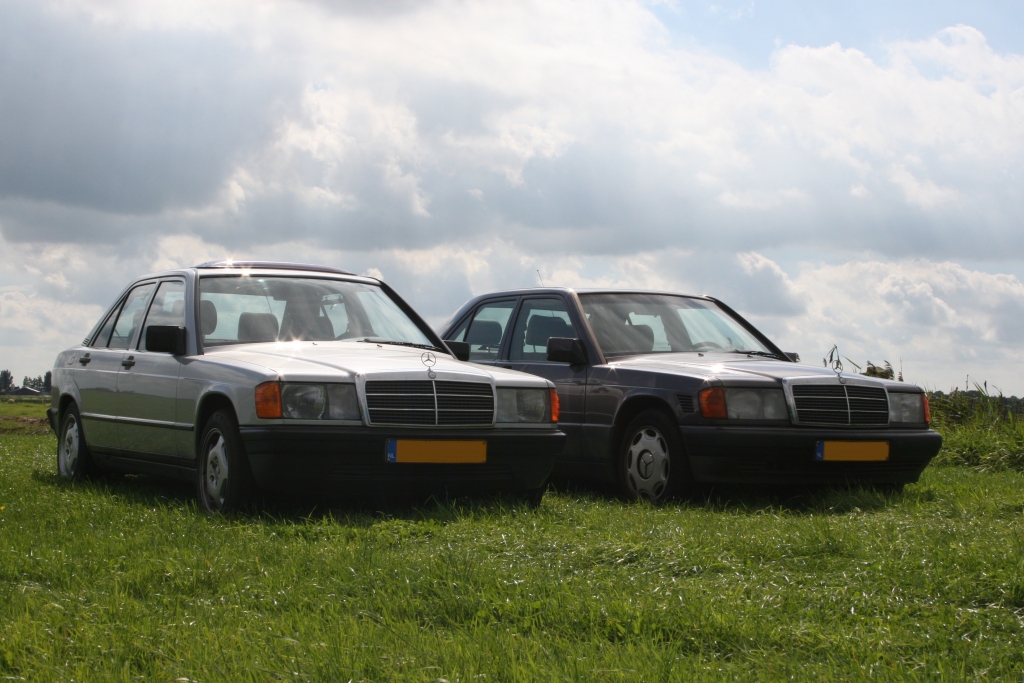 mercedes_w201_voorkant.jpg