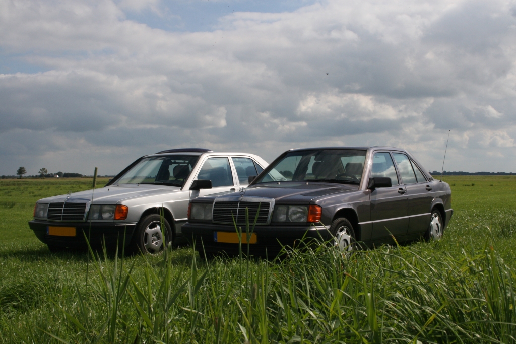 mercedes_w201_zijkant.jpg