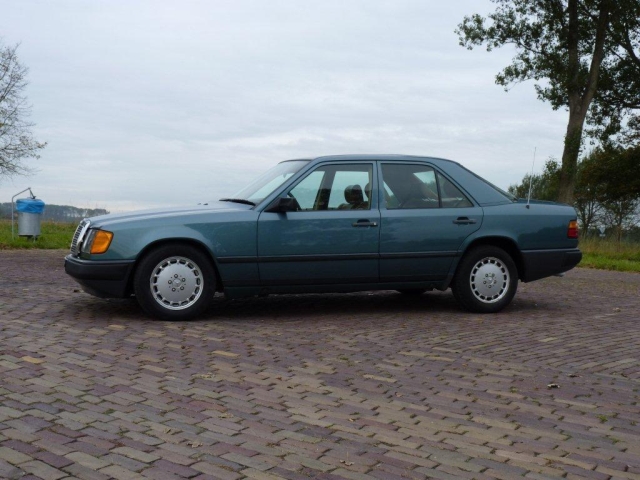 mercedes.JPG