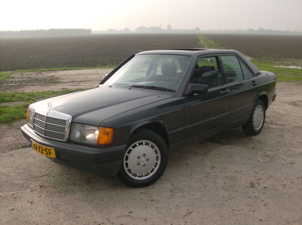 mercedes 2.JPG