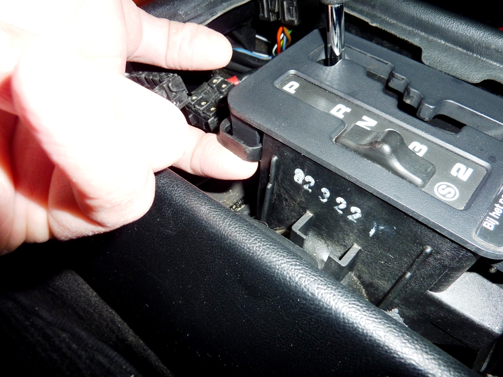 2 borg lip openen.JPG
