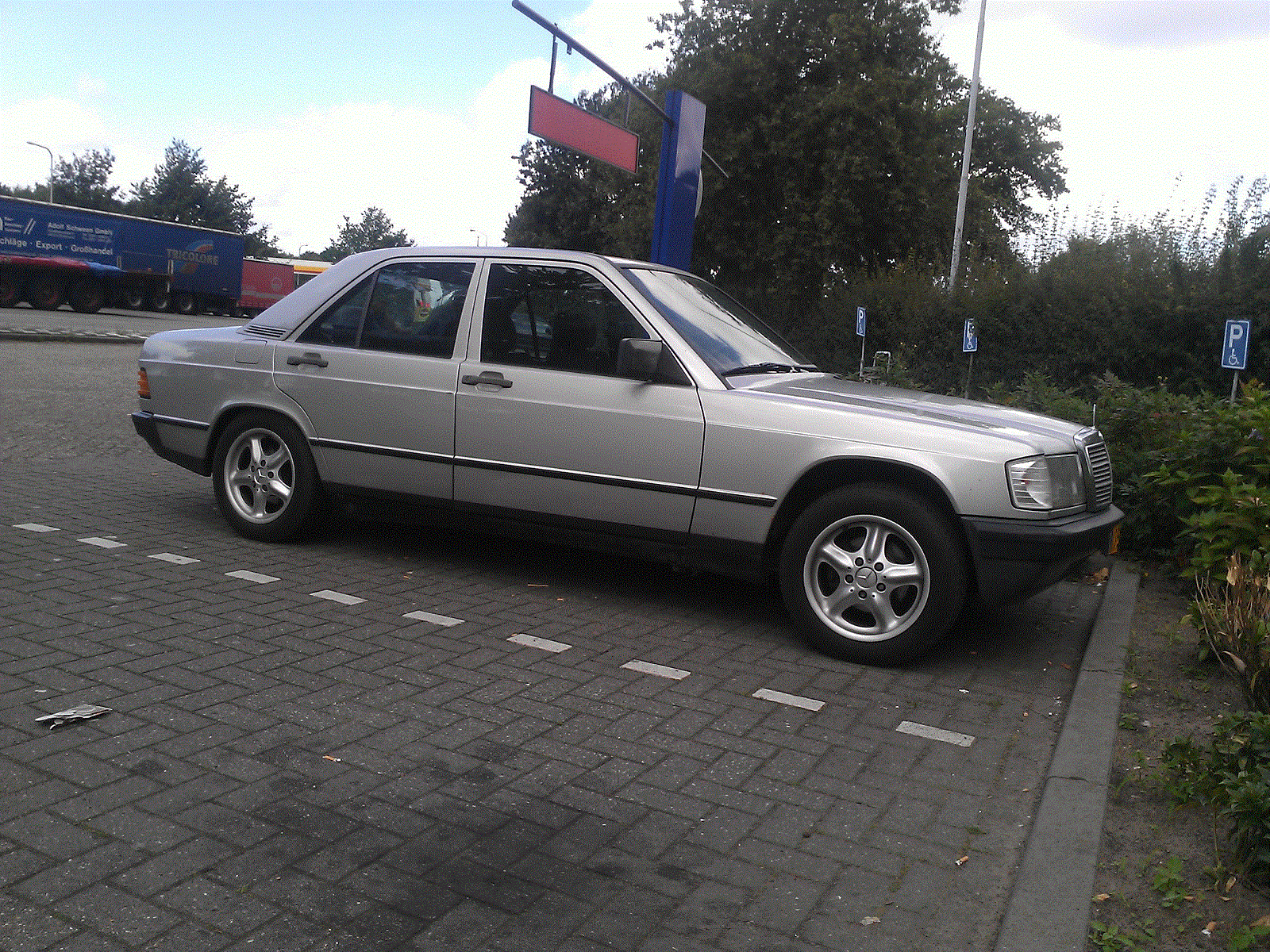 WP_000374 ha.gif