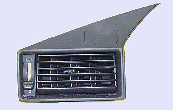 W201 luchtrooster links.jpg