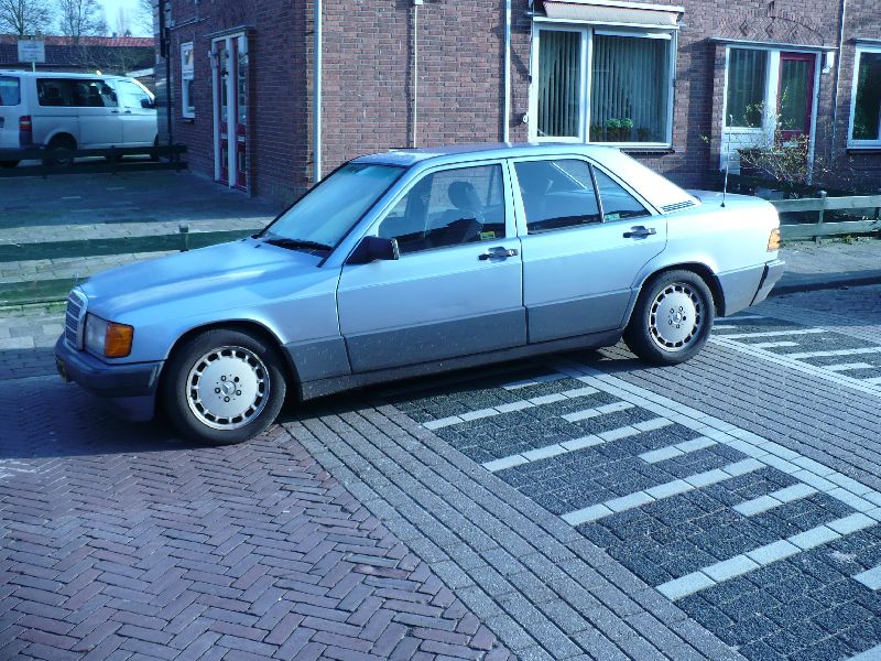 w201-3.JPG