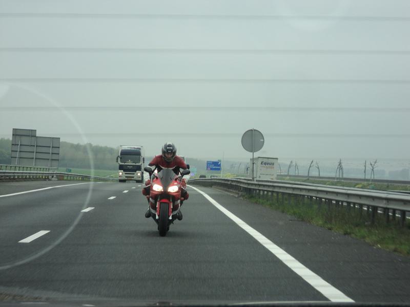 R1forum.jpg