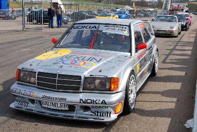 1369068679N740459797.jpg