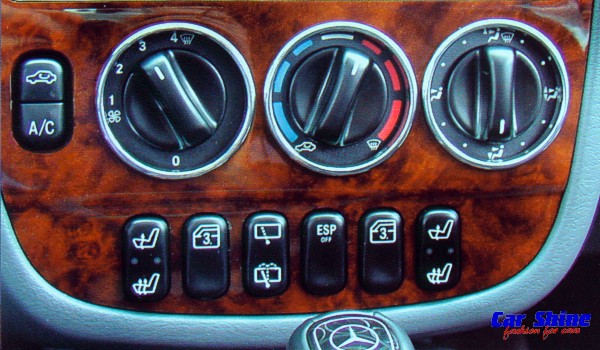 Mercedes 3 Piece Rings (W163E).jpg