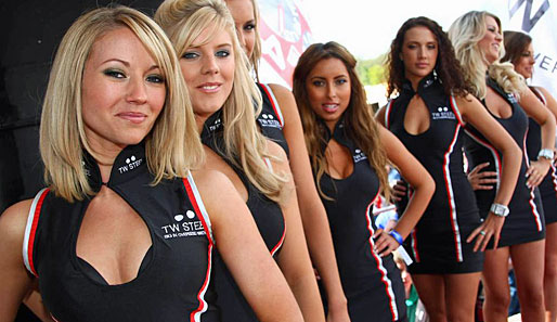 die_heissesten_grid_girls_aus_dtm_a1gp_formula2_24_stunden_rennen_01.jpg