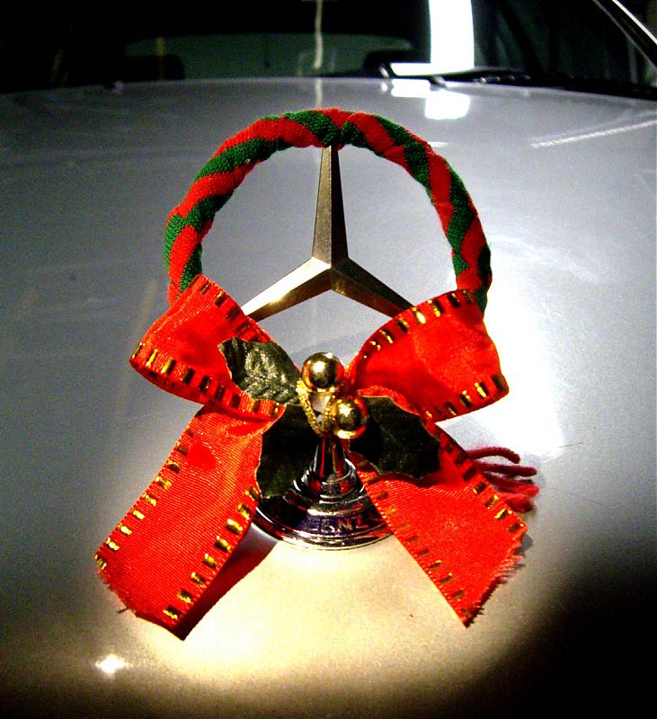 mercwreath.jpg