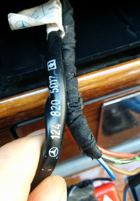 kabel 124 820 5017.PNG
