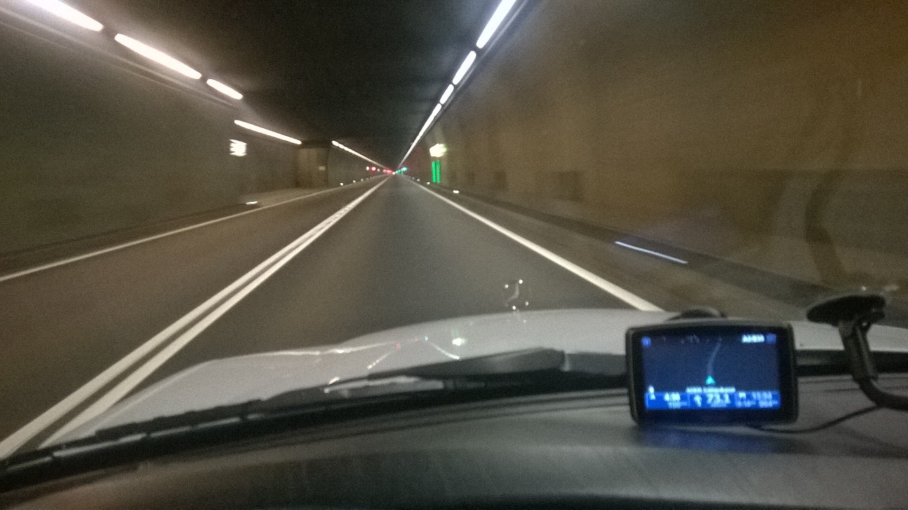 10 terugreis Gotthardtunnel.jpg