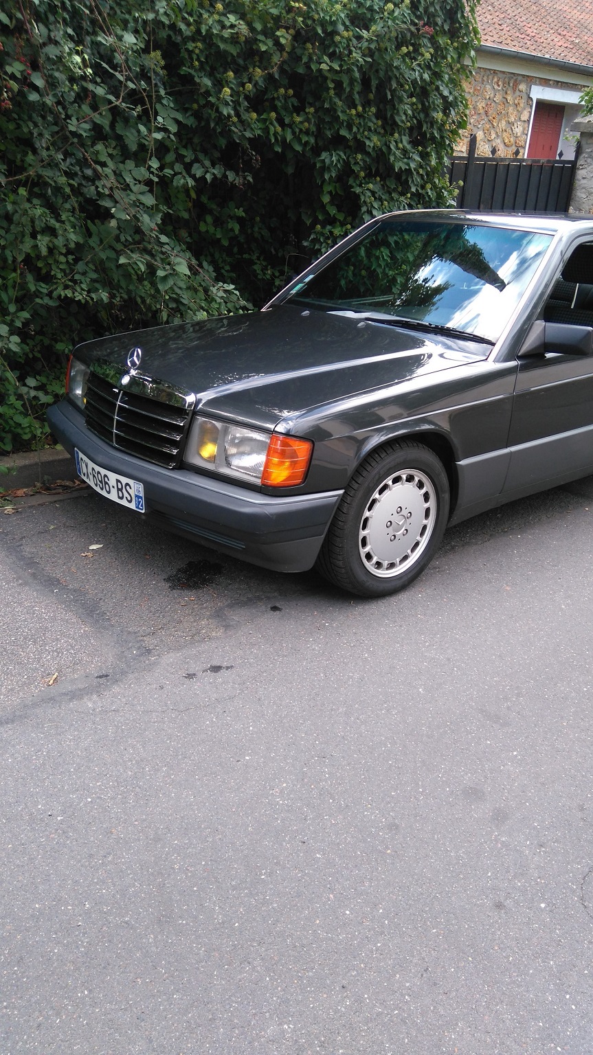 W201 2.6.jpg