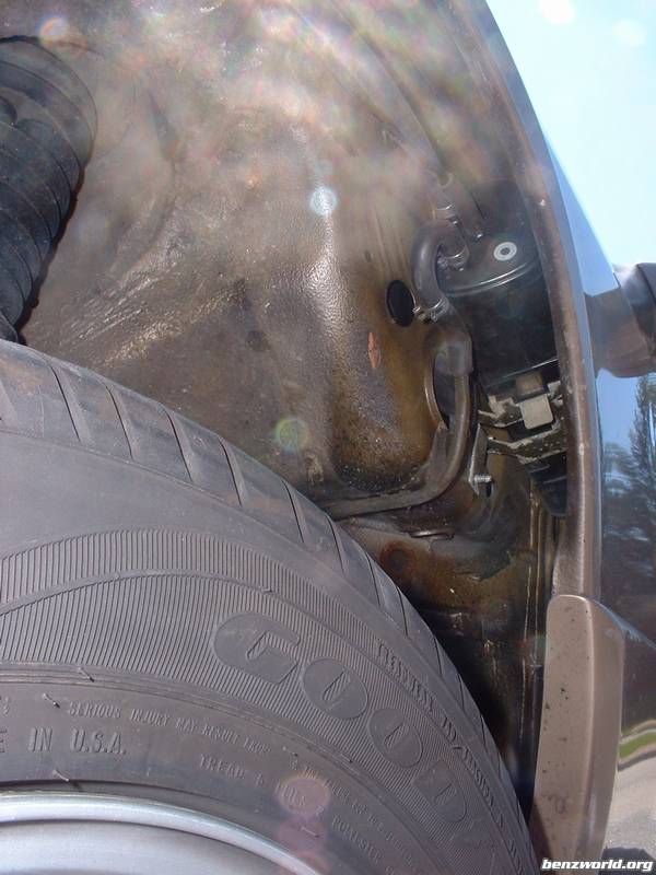 40703-picture-charcoal-canister-behind-fender-liner-14_1458483_412200552059pm.jpg