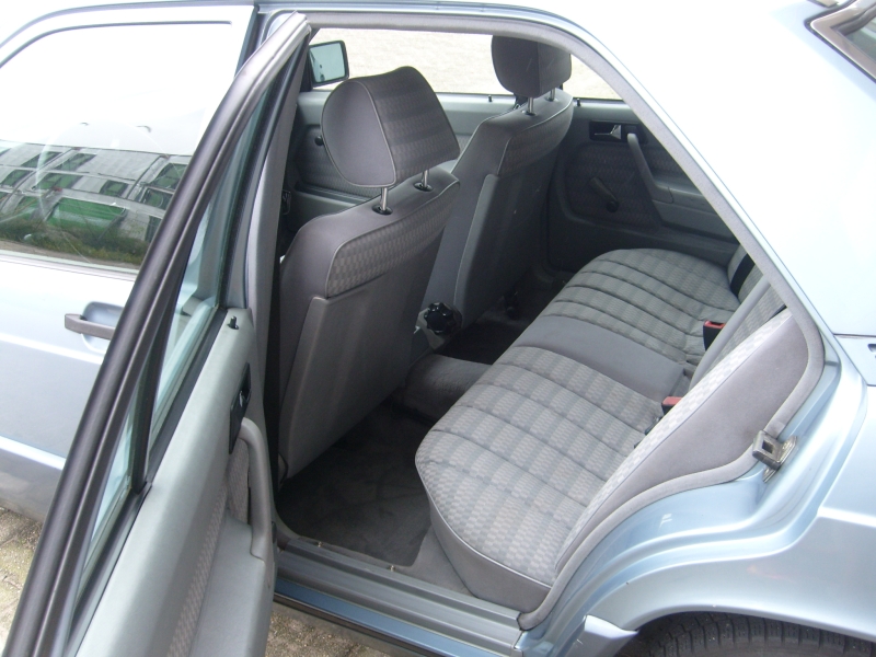 S7301329.jpg