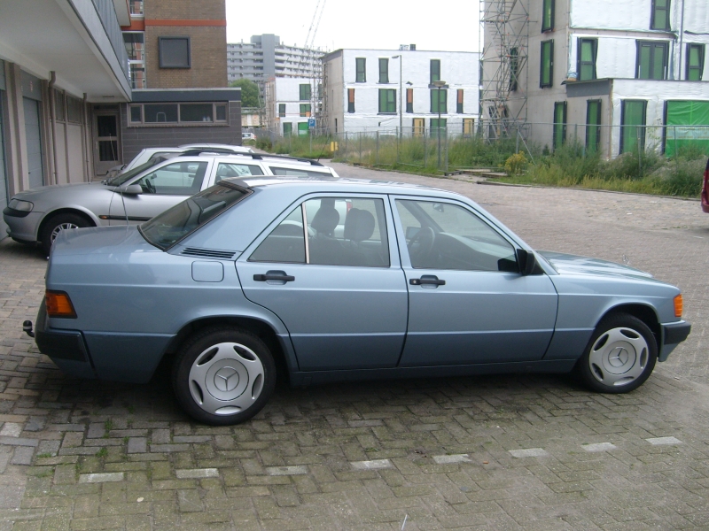 S7301324.jpg