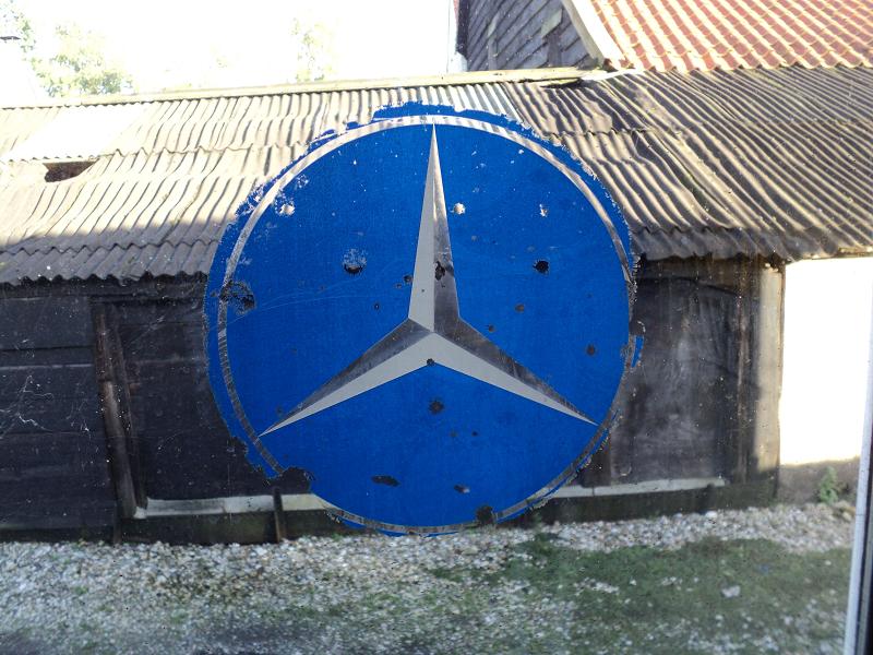 logo.jpg