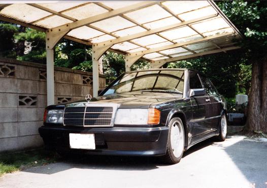 Mercedes190.jpg