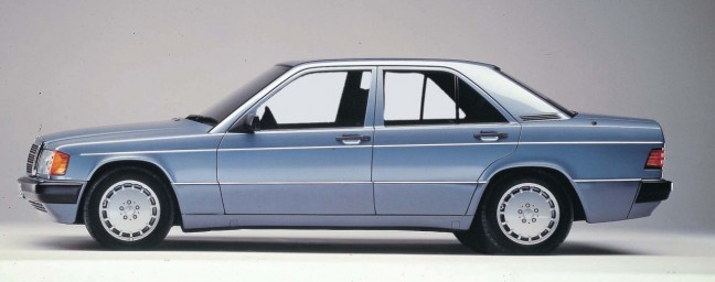 Mercedes_190_W201_10.jpg