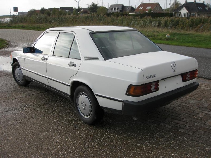 190e1984.jpg