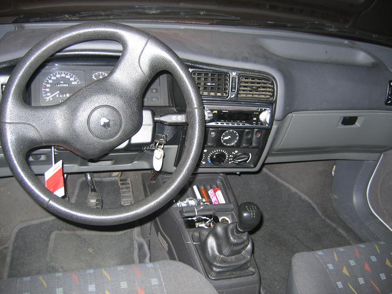 renault2.jpg