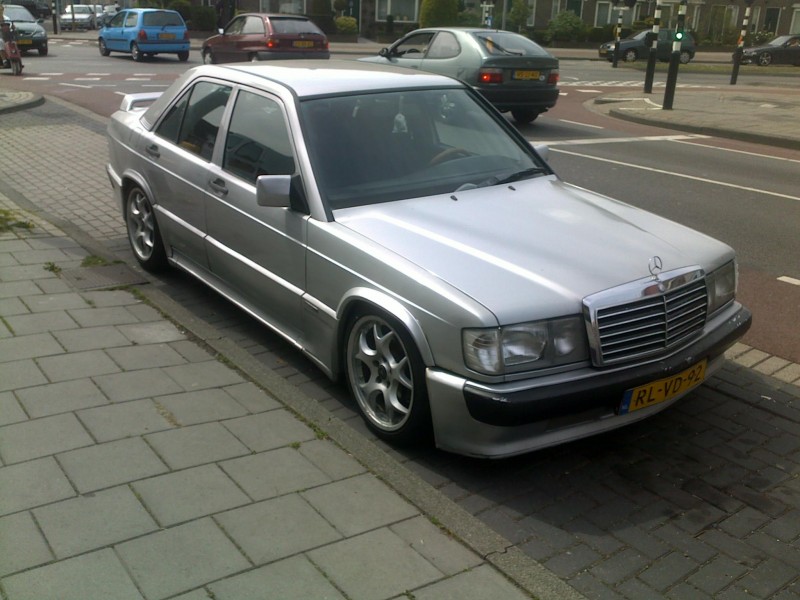 29042010070.jpg